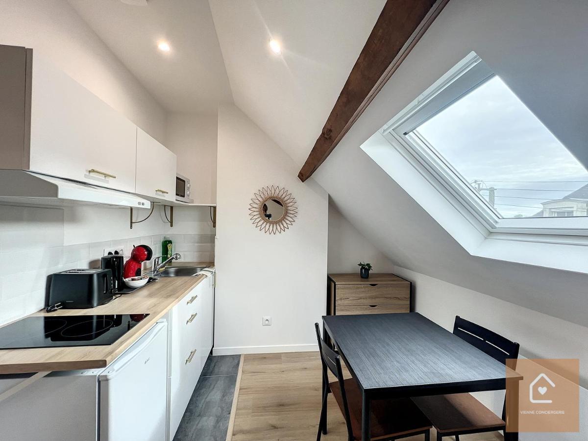 Les Studios D'Elina - Entree Autonome Châtellerault Buitenkant foto