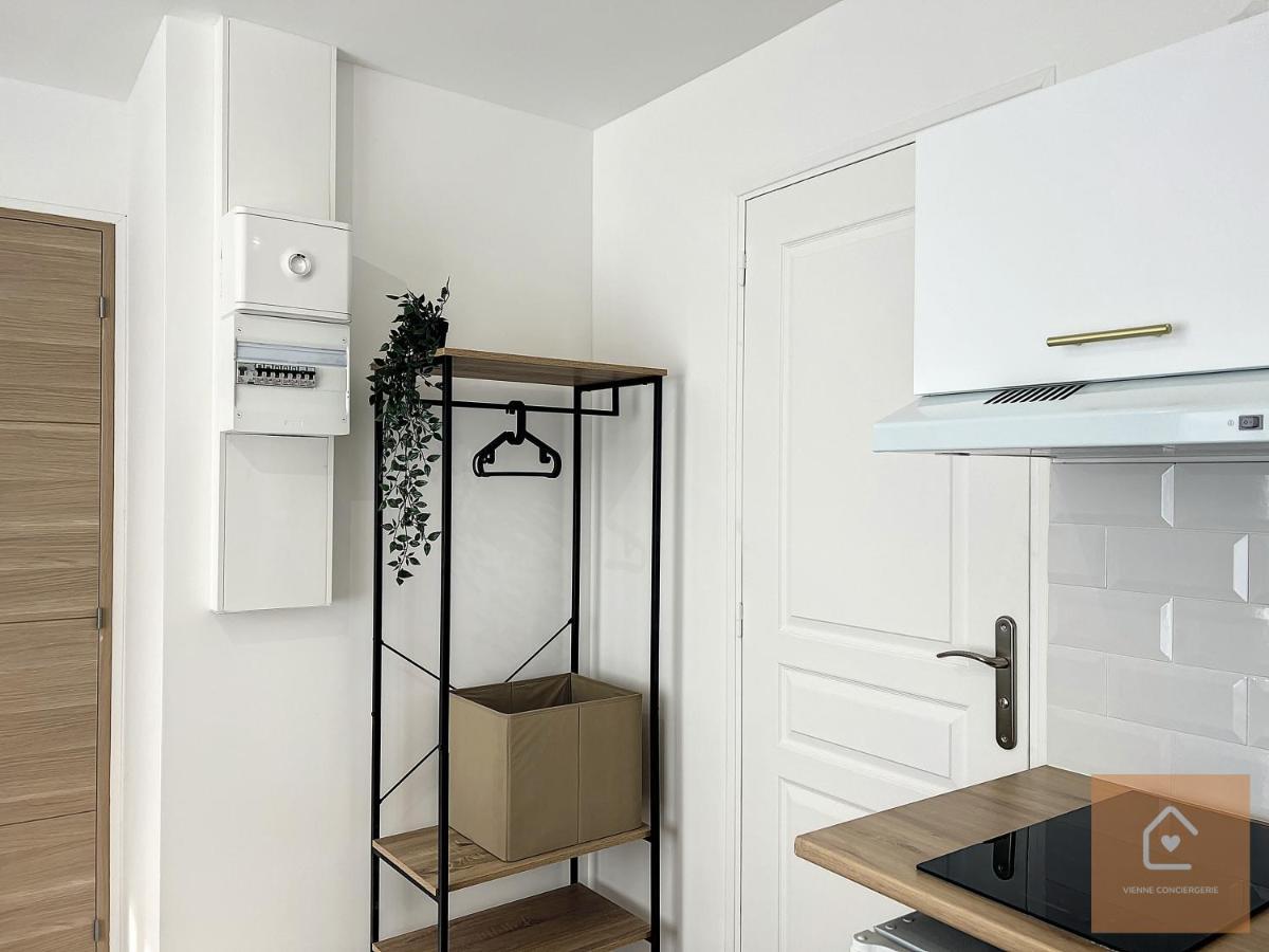 Les Studios D'Elina - Entree Autonome Châtellerault Buitenkant foto