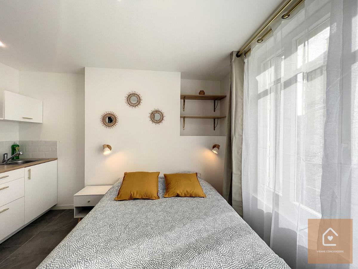 Les Studios D'Elina - Entree Autonome Châtellerault Buitenkant foto