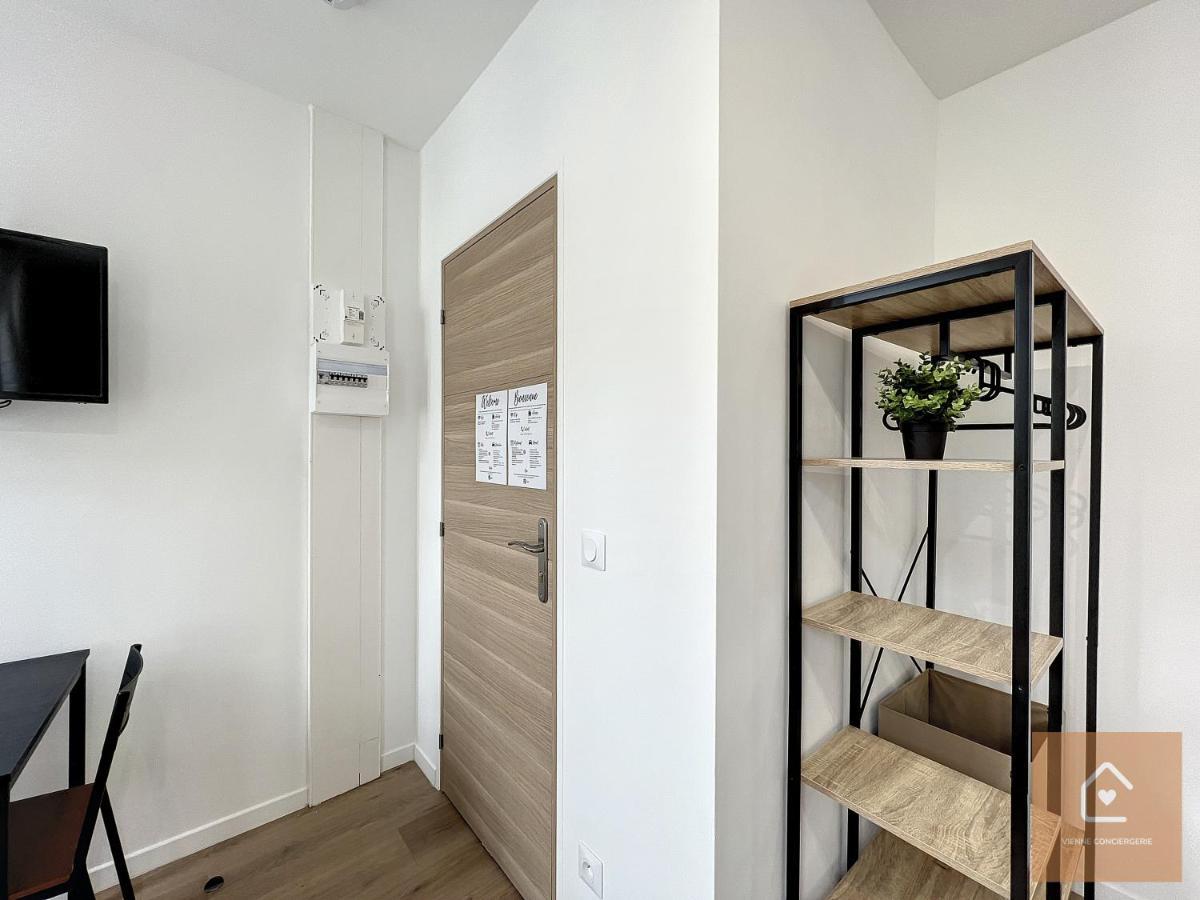Les Studios D'Elina - Entree Autonome Châtellerault Buitenkant foto