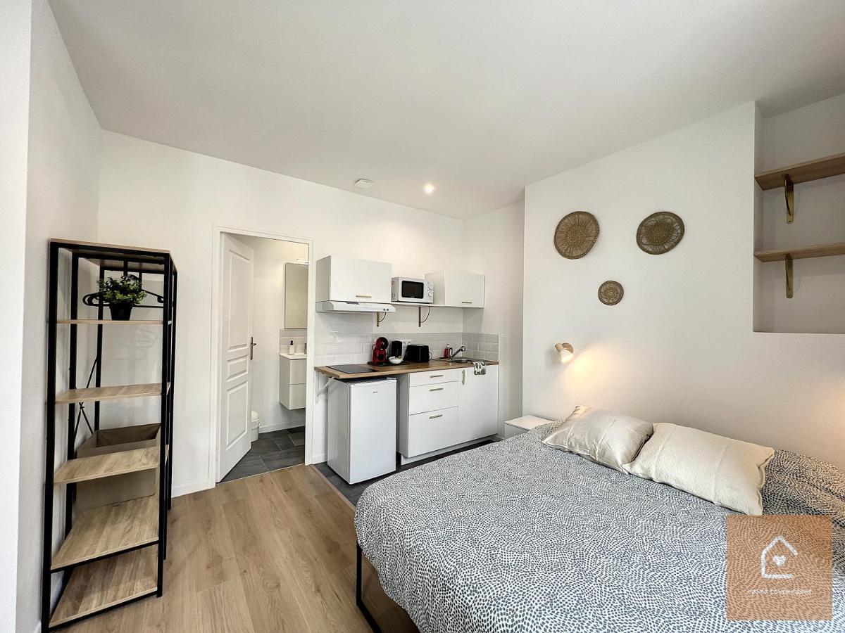 Les Studios D'Elina - Entree Autonome Châtellerault Buitenkant foto