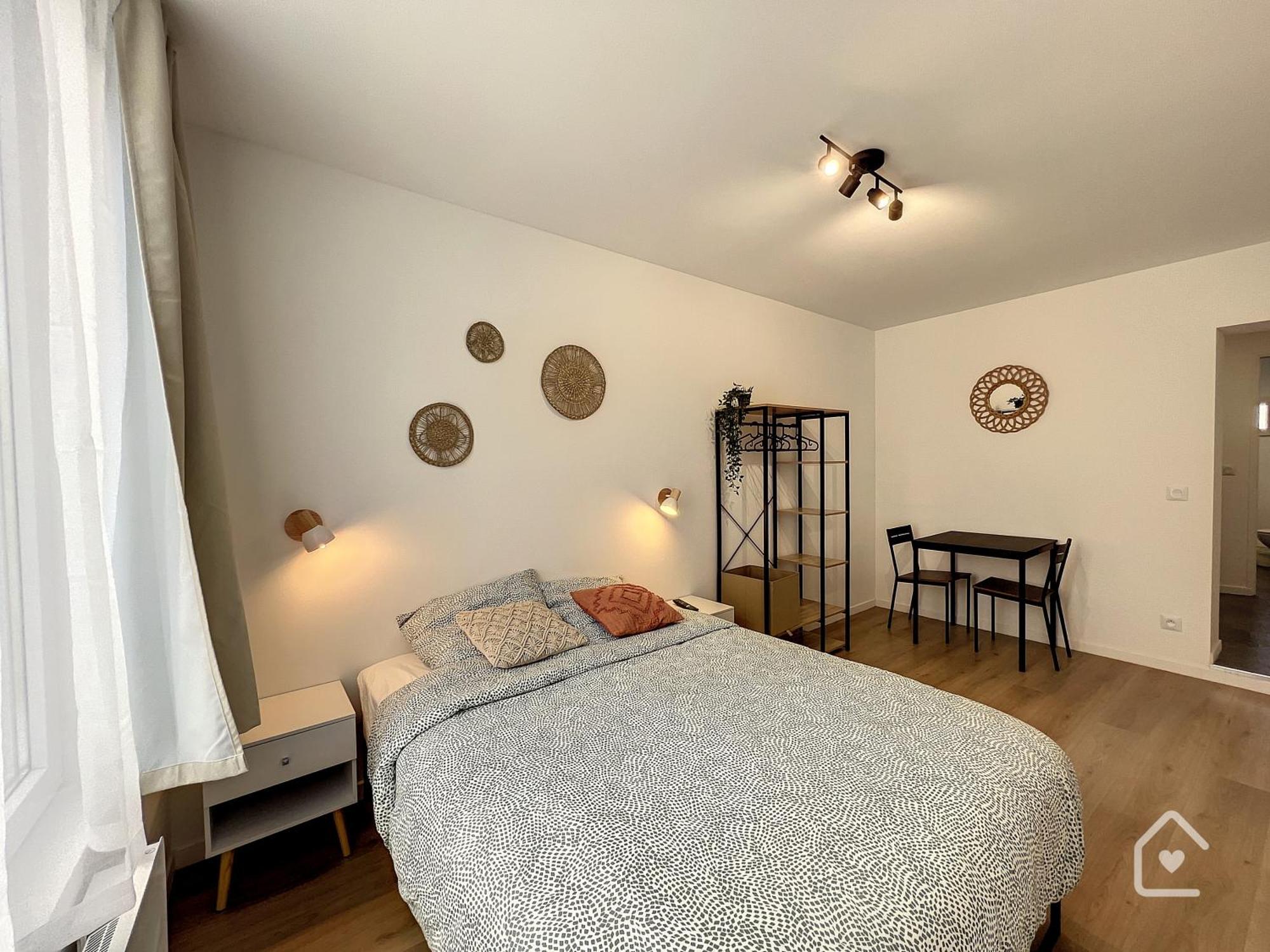 Les Studios D'Elina - Entree Autonome Châtellerault Buitenkant foto