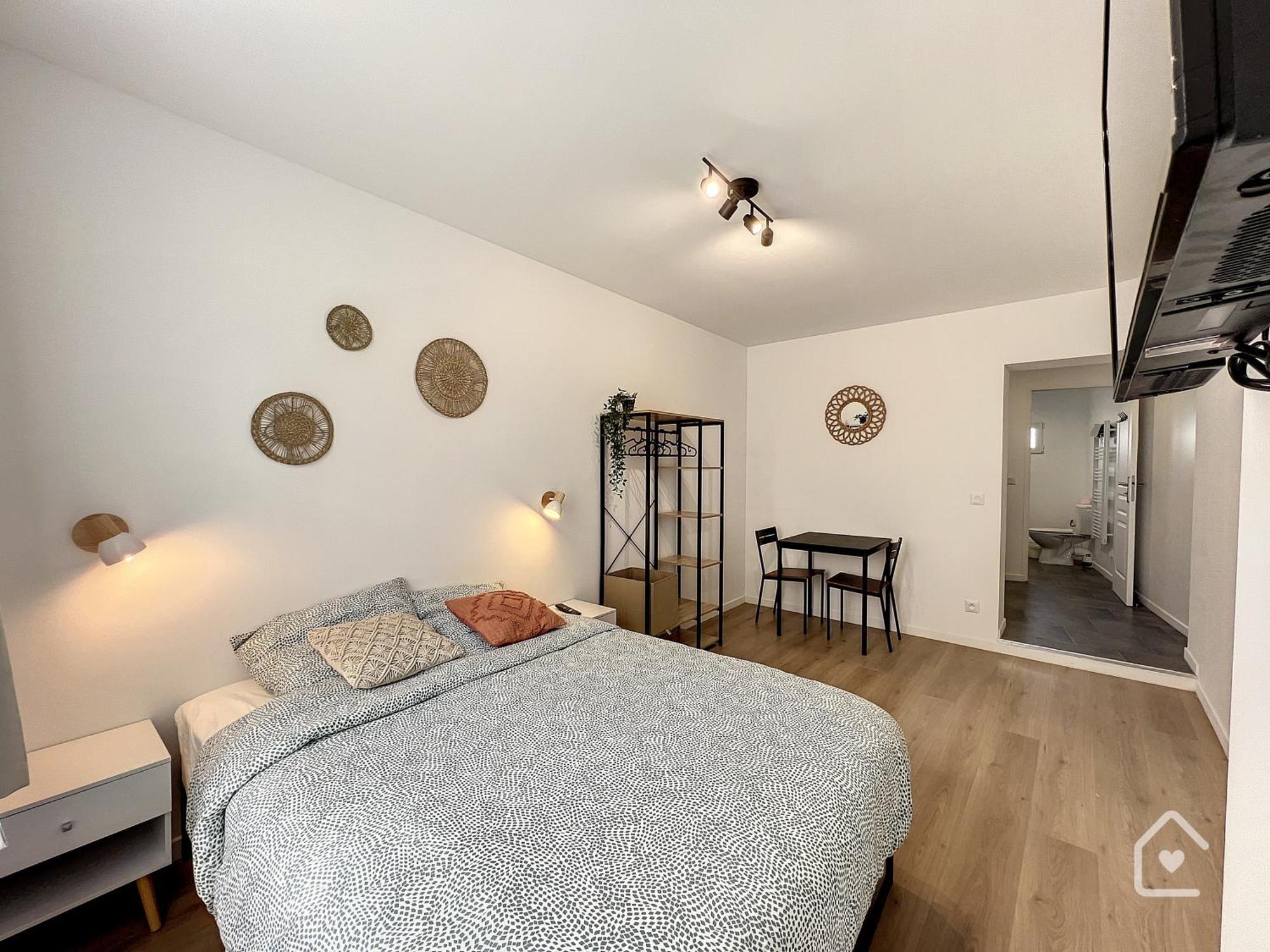 Les Studios D'Elina - Entree Autonome Châtellerault Buitenkant foto
