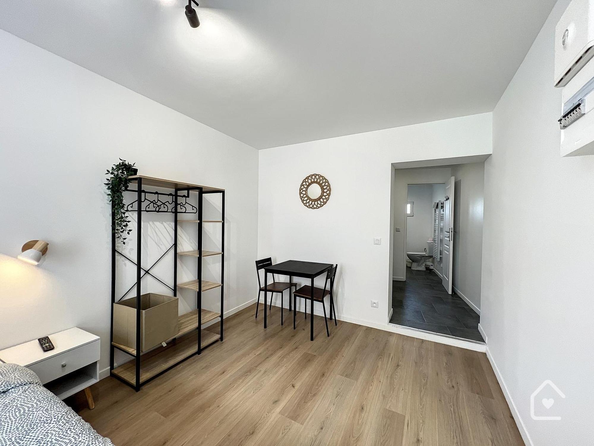 Les Studios D'Elina - Entree Autonome Châtellerault Buitenkant foto